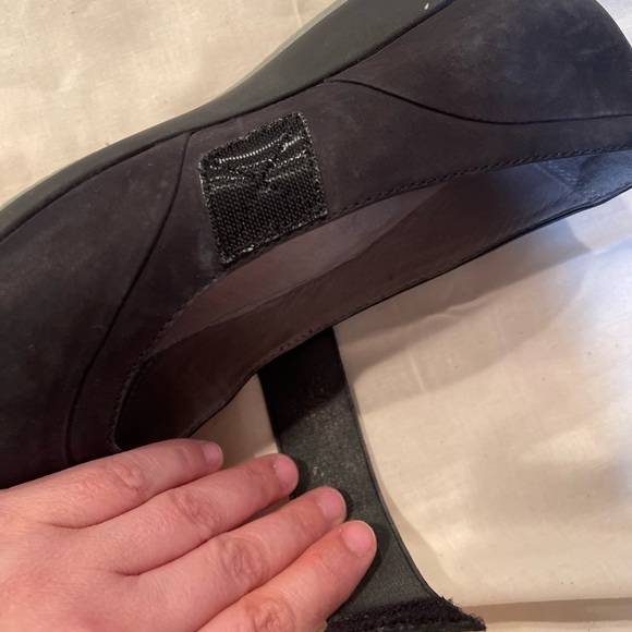 Super comfortable black Dansko Mary Janes - Picture 3 of 4
